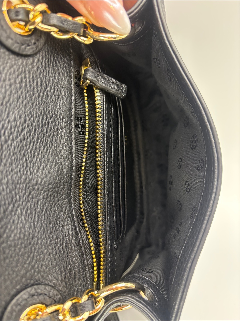 Tory Burch Black Pebbled Leather Whipstitch Chain Crossbody with Gold Hardware - Picture 10 of 14